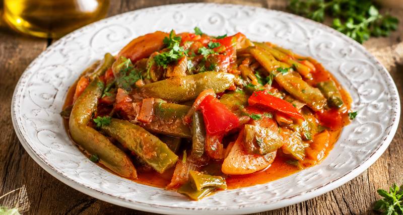 Traditional Greek Green Beans (Fasolakia&nbsp;Ladera)